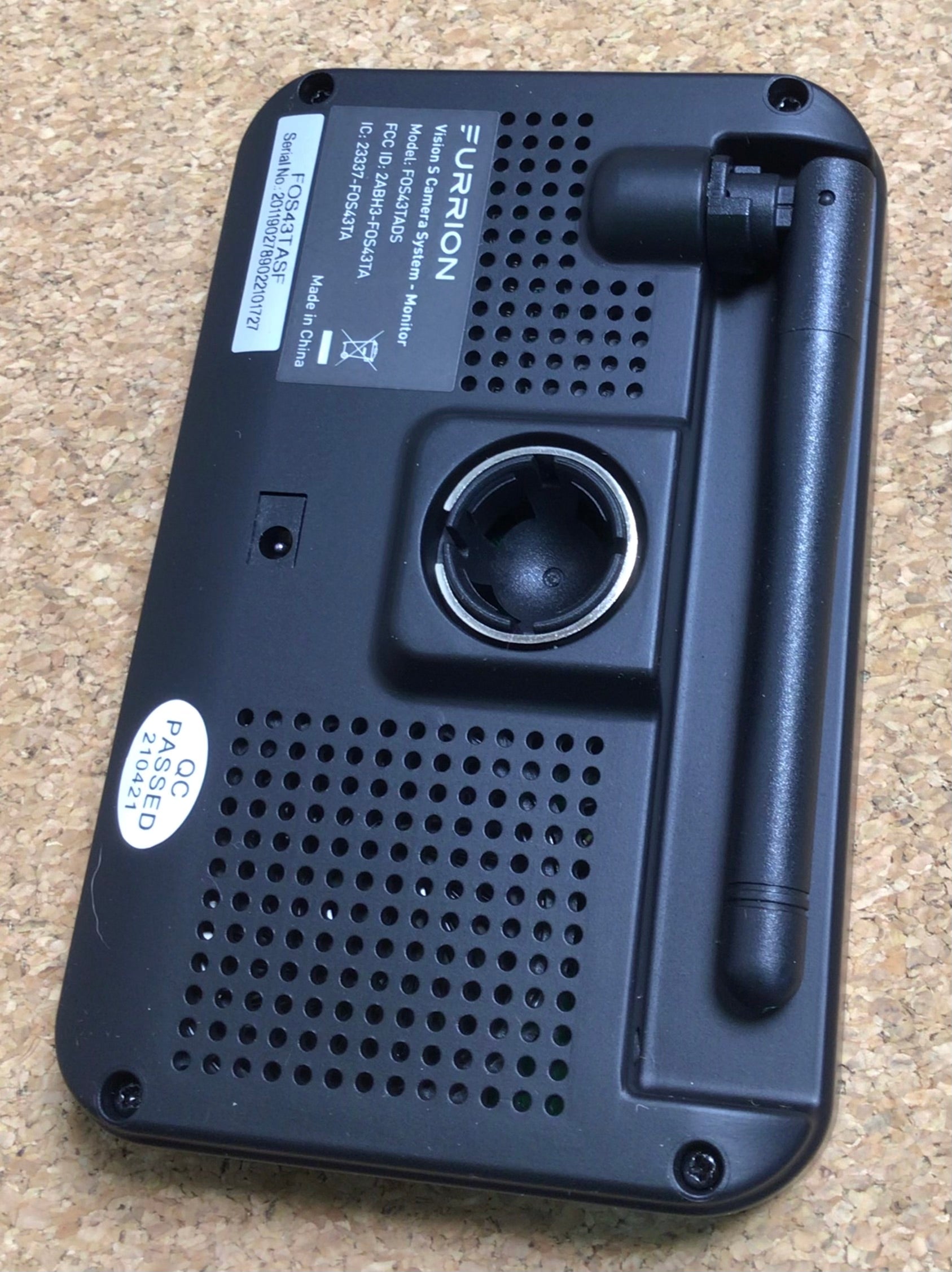 Furrion Vision S 4.3 Inch Wireless RV Backup System with 1 Rear Sharkfin Camera (7899944255726)